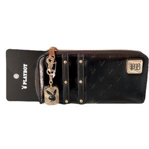 🎁Playboy wallet  with a playboy charm NWT